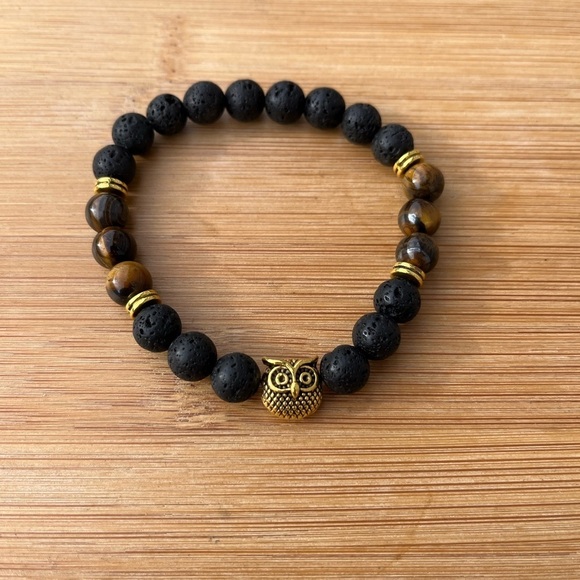 Black and Gold Beaded Owl Bracelet - Picture 4 of 9